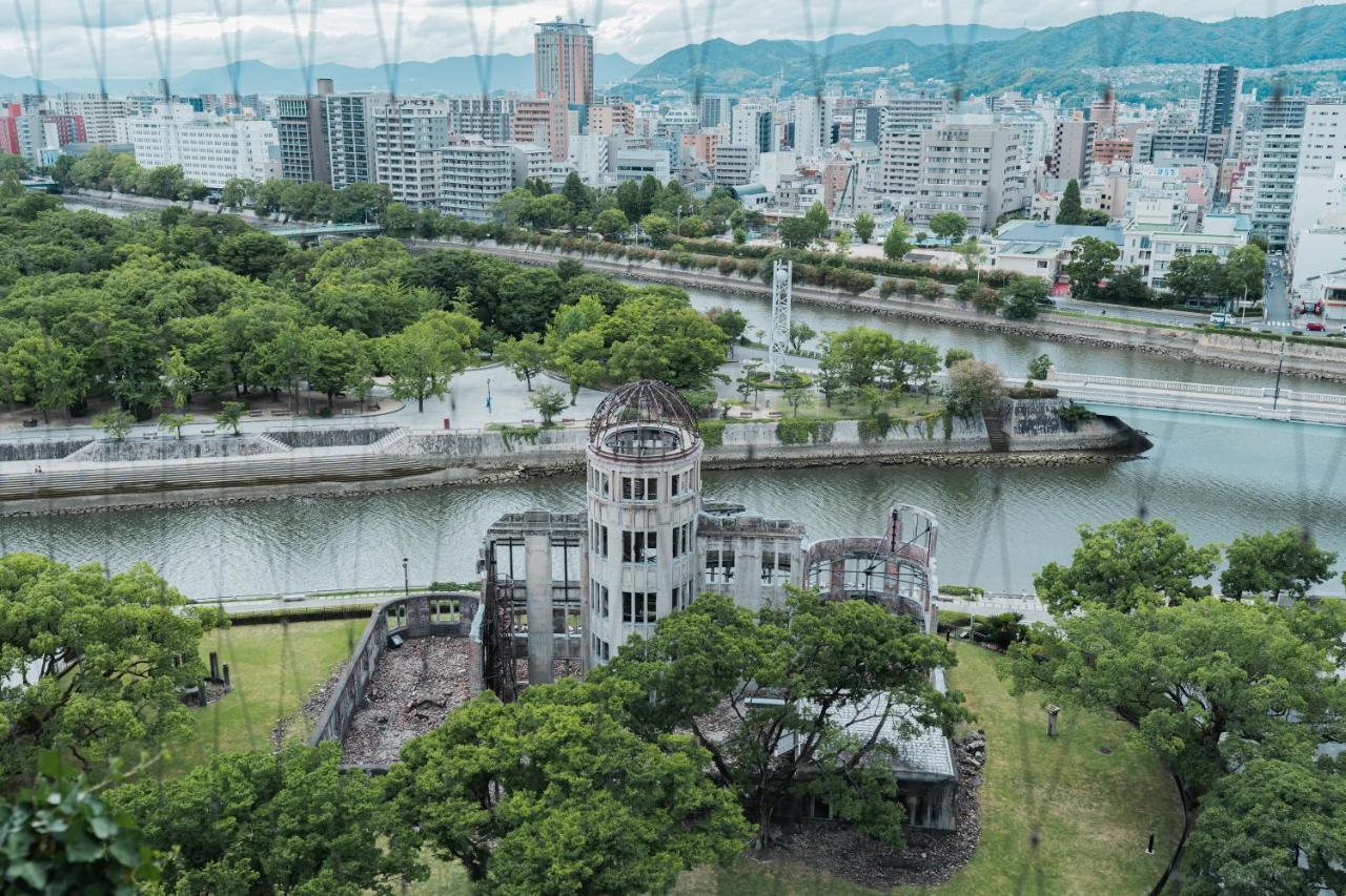 Sheraton Grand Hiroshima Hotel Exterior photo Otsu