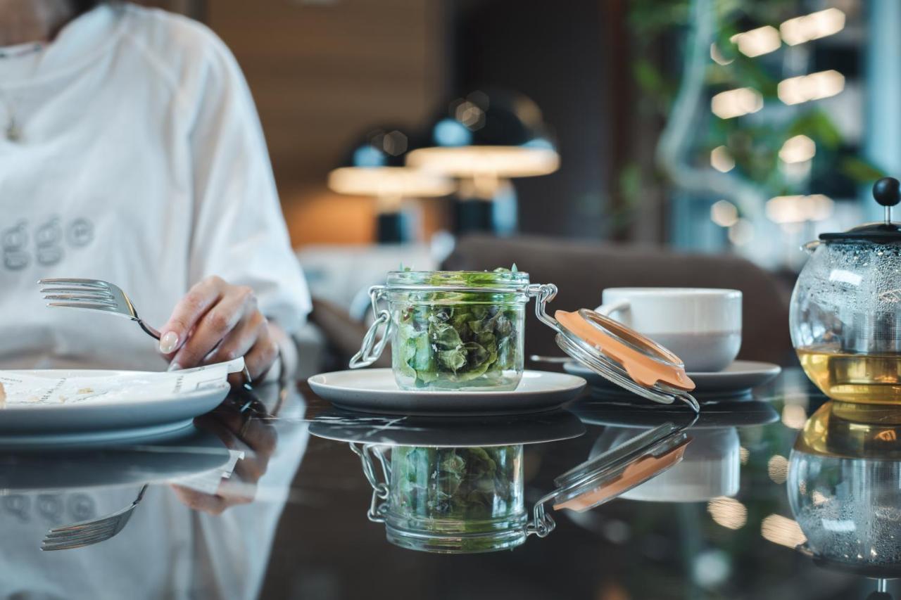 Sheraton Grand Hiroshima Hotel Exterior photo A jar of preserved herbs