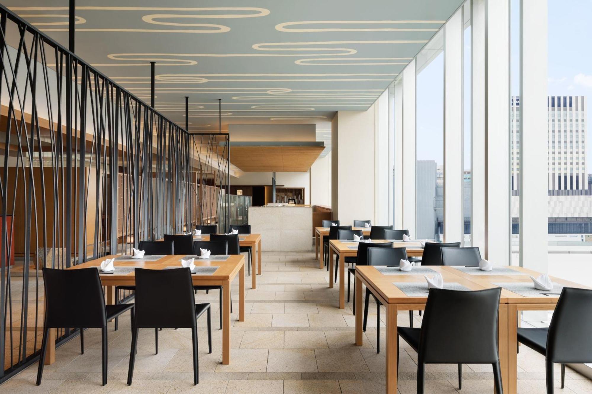 Sheraton Grand Hiroshima Hotel Exterior photo Restaurant