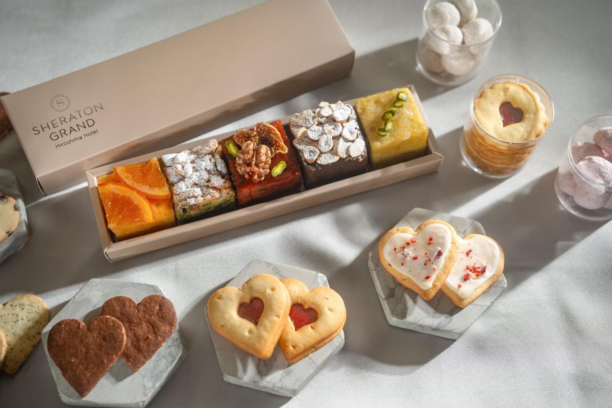 Sheraton Grand Hiroshima Hotel Exterior photo Sweets